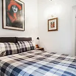Santa Cecilia Apartment In Via Del Corso